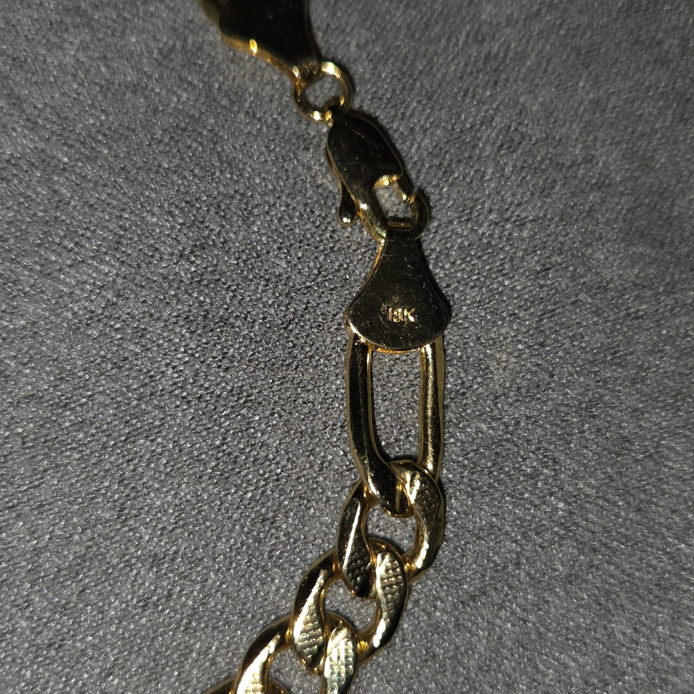 Elegant Gold Chain Necklace - Picture 12 of 16